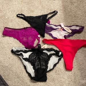 5 pairs Victoria’s Secret underwear